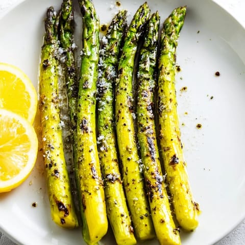 Tender grilled asparagus spears